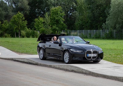 Stiffness tests of a convertible roof