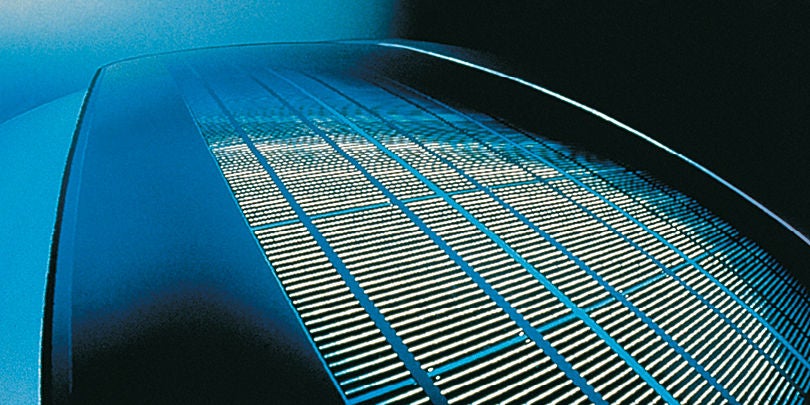 The first sunroof with monocrystalline solar cells