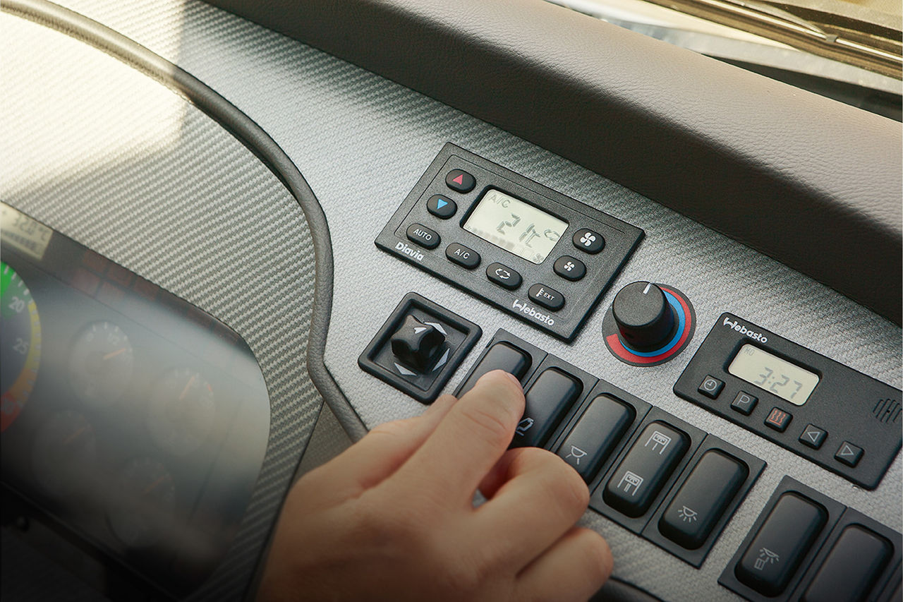 Cooling control elements dashboard