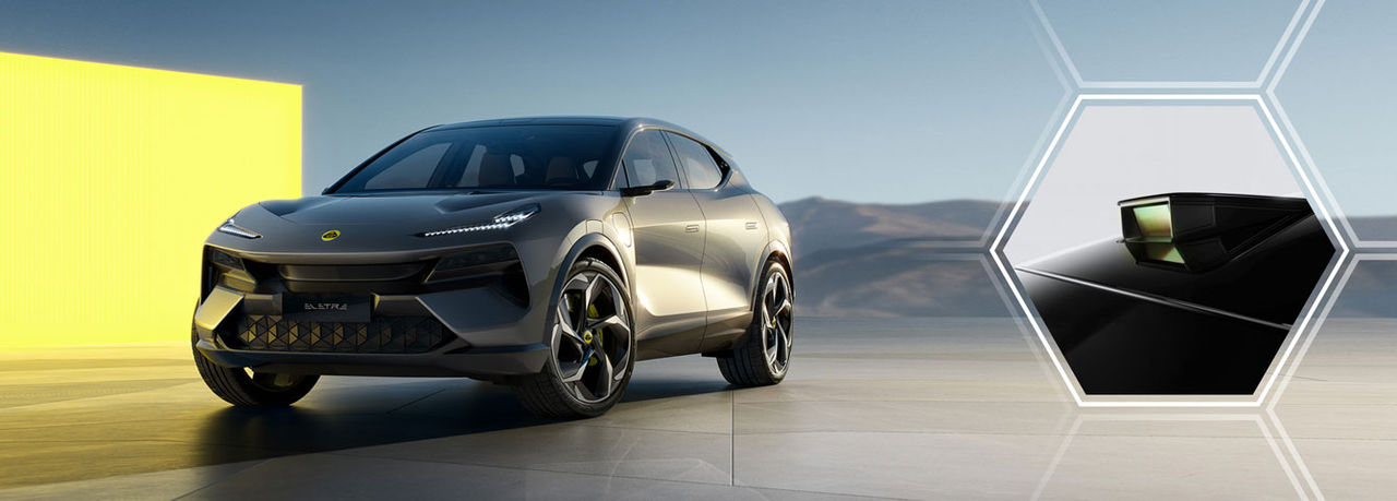 Lotus Eletre mit Webasto-Dachmodul und Detailansicht als Pressemotiv zur Verdeutlichung der Systempartnerschaft für Dachlösungen und Elektromobilität